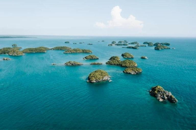 Casa Cecilia-Entire House Located Near 100 Islands Villa อลามินอส ภายนอก รูปภาพ